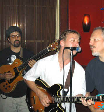 007_circlebar_000.jpg (17306 bytes)